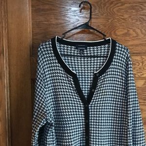 Women's Lands End sweater